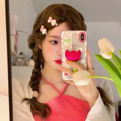 请问芳名